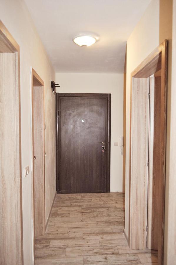 New Apartment At A Great Location 布拉格埃夫格拉德 外观 照片