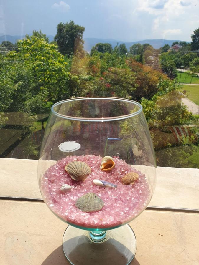 New Apartment At A Great Location 布拉格埃夫格拉德 外观 照片