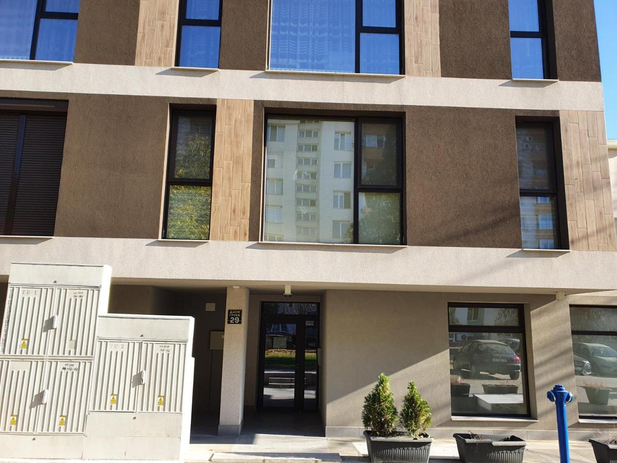 New Apartment At A Great Location 布拉格埃夫格拉德 外观 照片